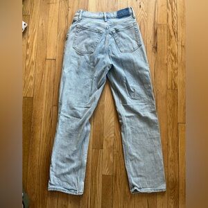 Abercrombie & Fitch Women's The 90s Straight Ultra High Rise Curve Love